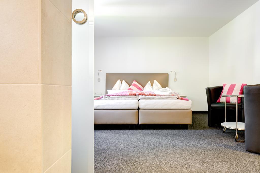 בראנד Hotel Luen מראה חיצוני תמונה
