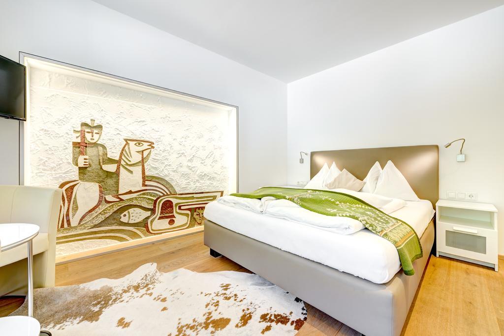 בראנד Hotel Luen מראה חיצוני תמונה